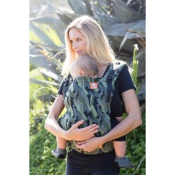 Tula Baby Carrier Free to Grow - Black Lightning Tula Baby Carrier Free to Grow - Black Lightning